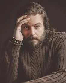 عامر العلي