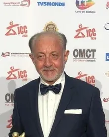 عبدالعزيز مخيون