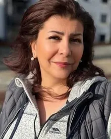 هديل كامل